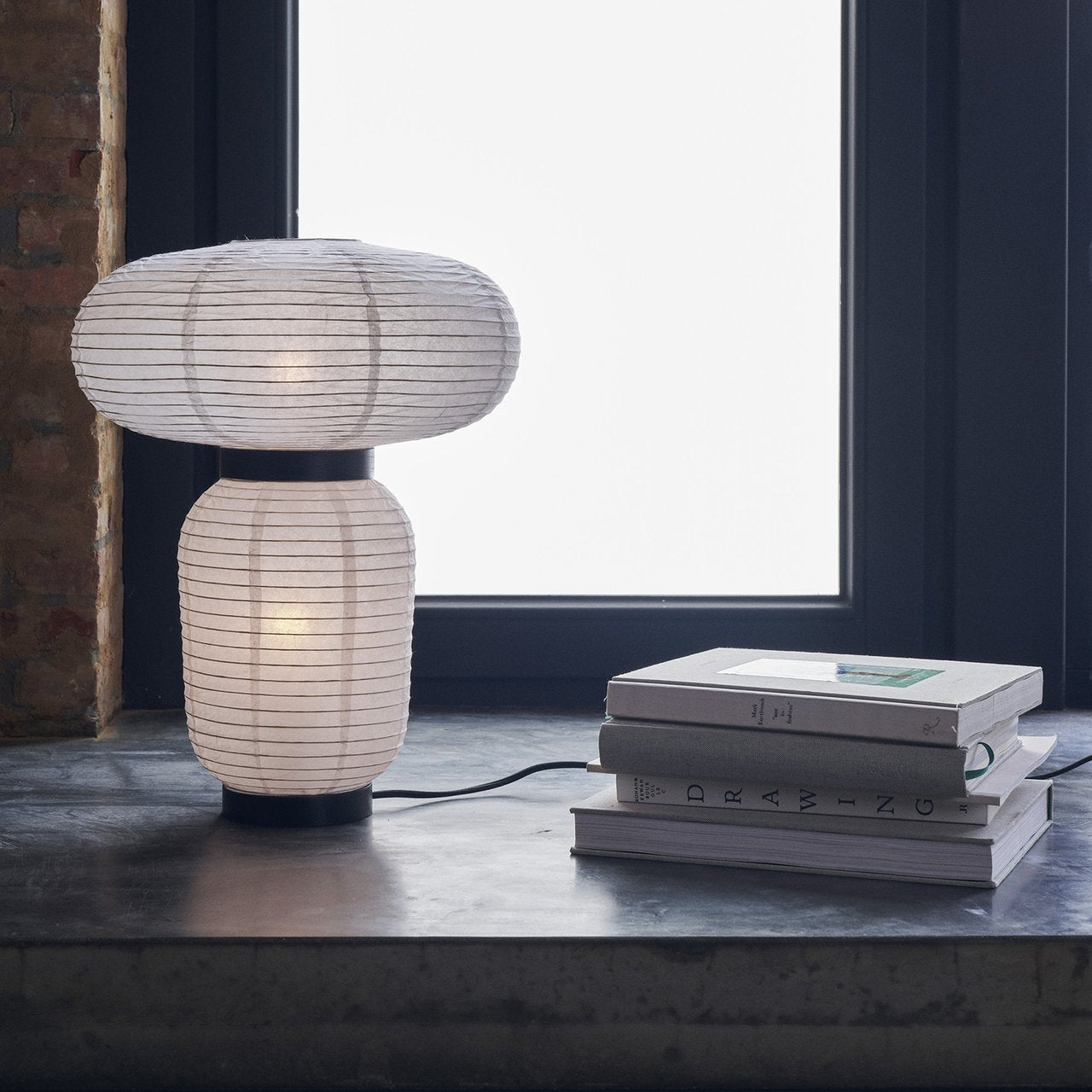 Formakami Table Lamp