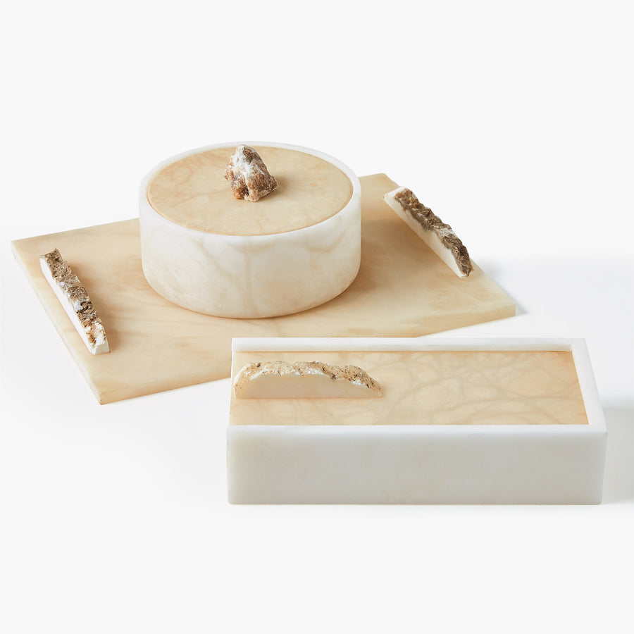 Alabaster Round Box w/Rock Finial freeshipping - Forom