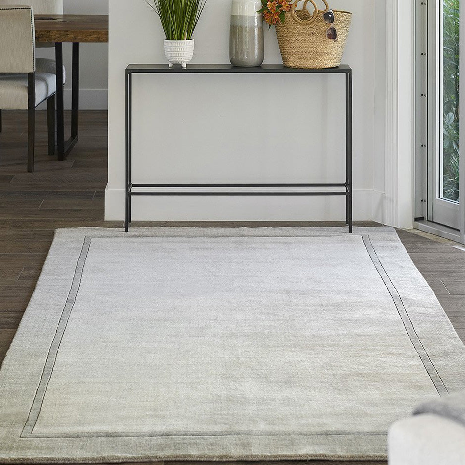 Bec-1 Taupe Area Rug