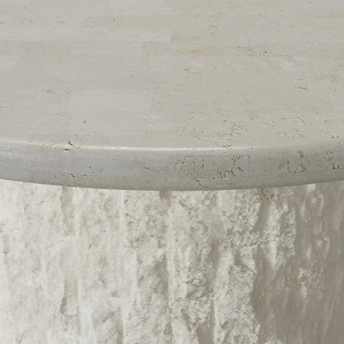 Isla Oval Dining Table