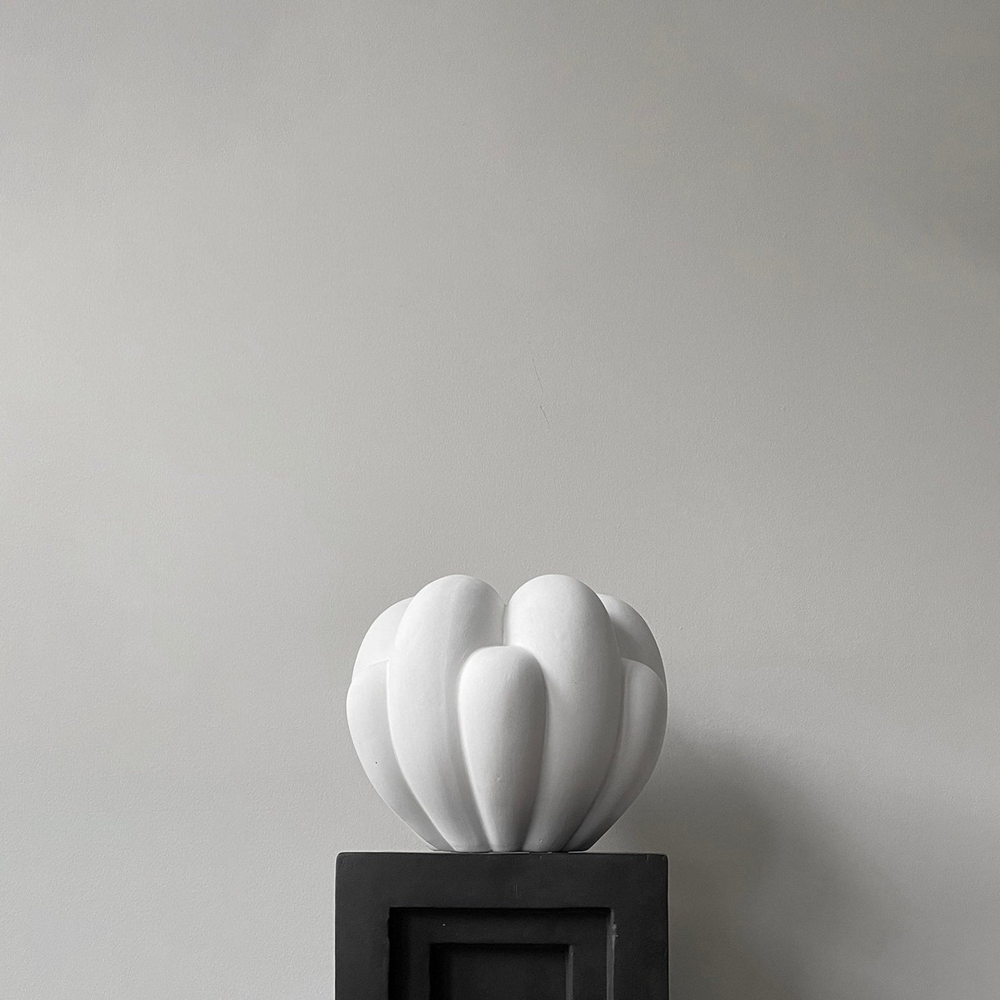 Bloom Vase, Mini - Dark Grey