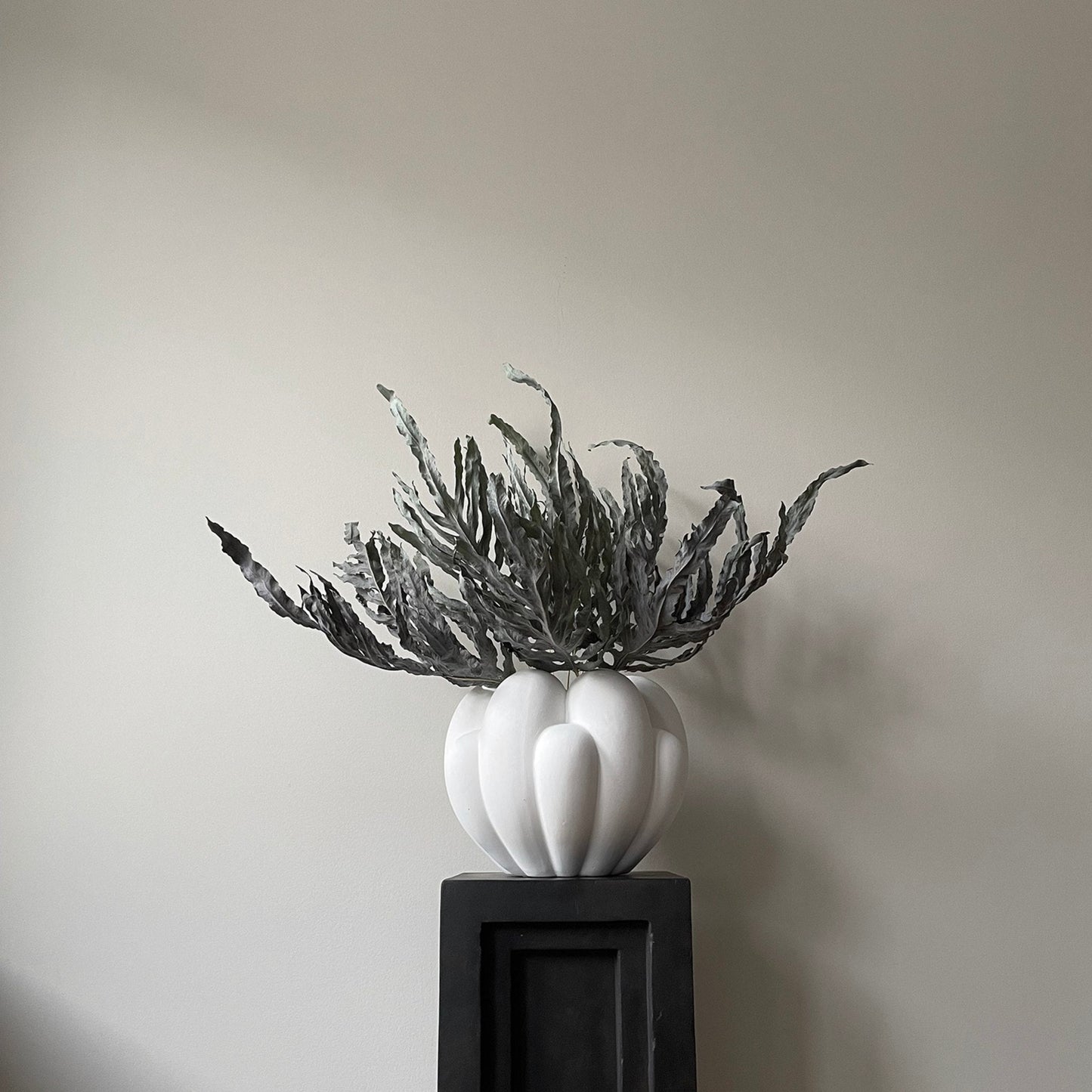 Bloom Vase, Mini - Dark Grey